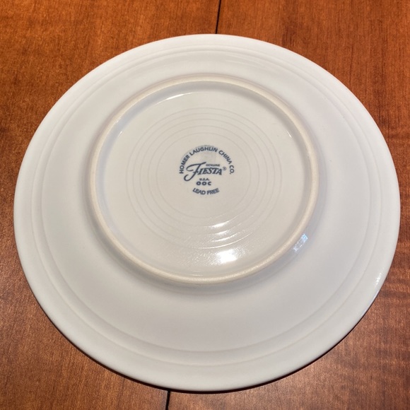 Fiestaware 7 inch plate in discontinued Quattro stripes. Perfect condition - Picture 3 of 3